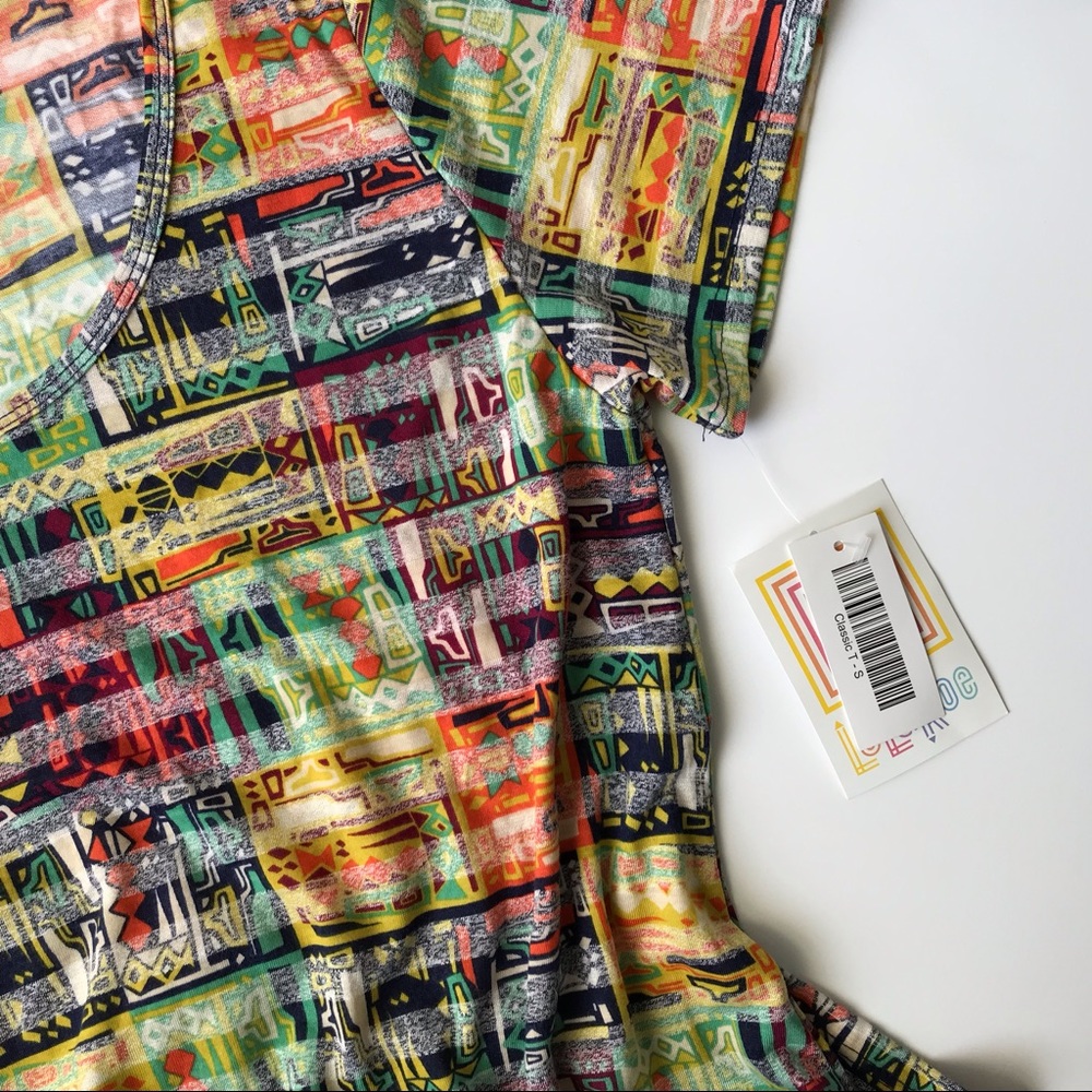 LuLaRoe Classic Tee - S - Stripes